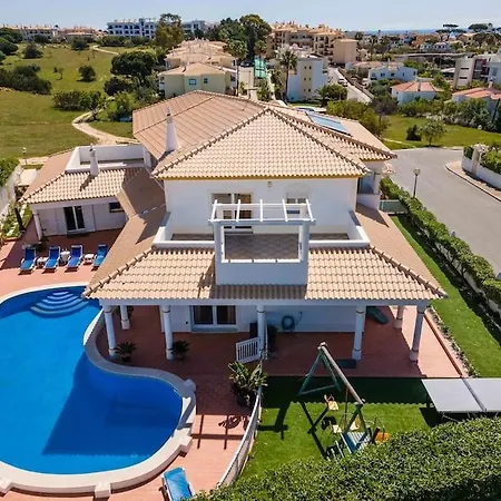 Cavi * Olhos de Agua (Albufeira)